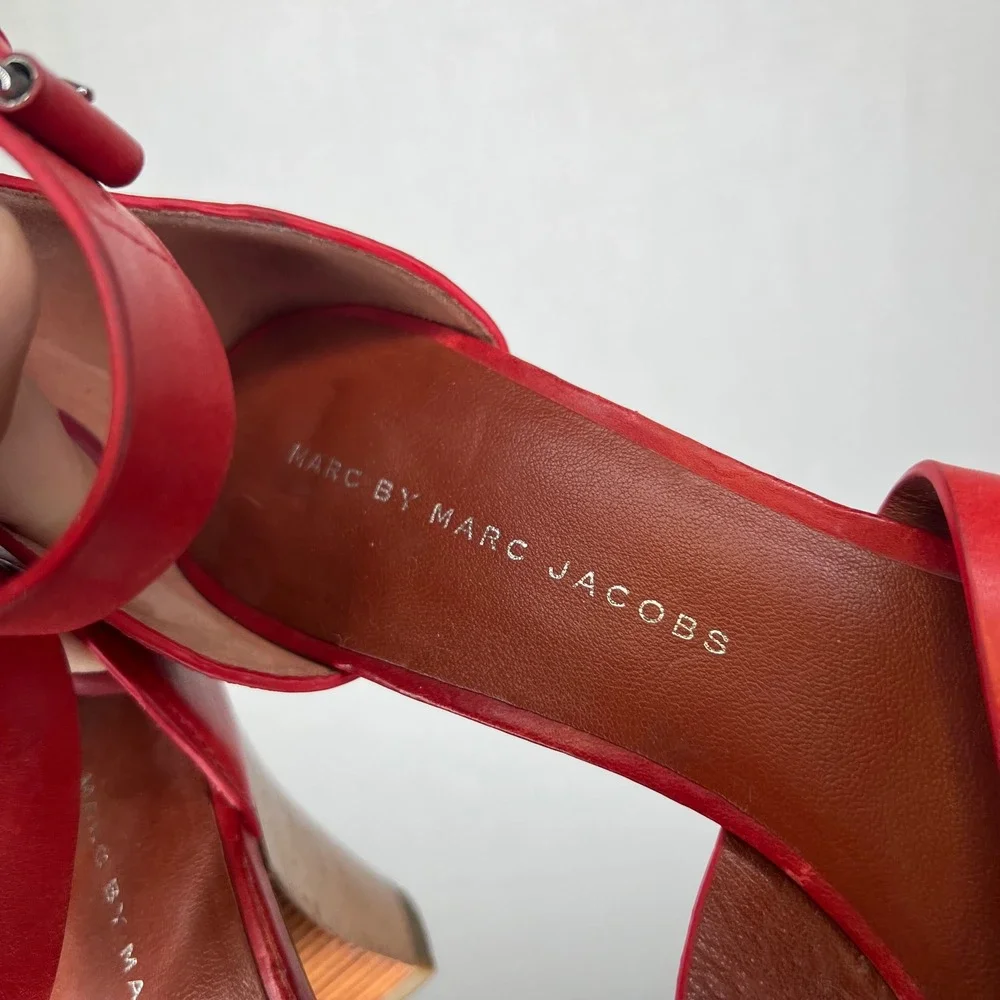 Marc by Marc Jacobs Red Leather Ankle Strap Block Heel Sandals Women's Size 38.5 - Picture 3 of 7
